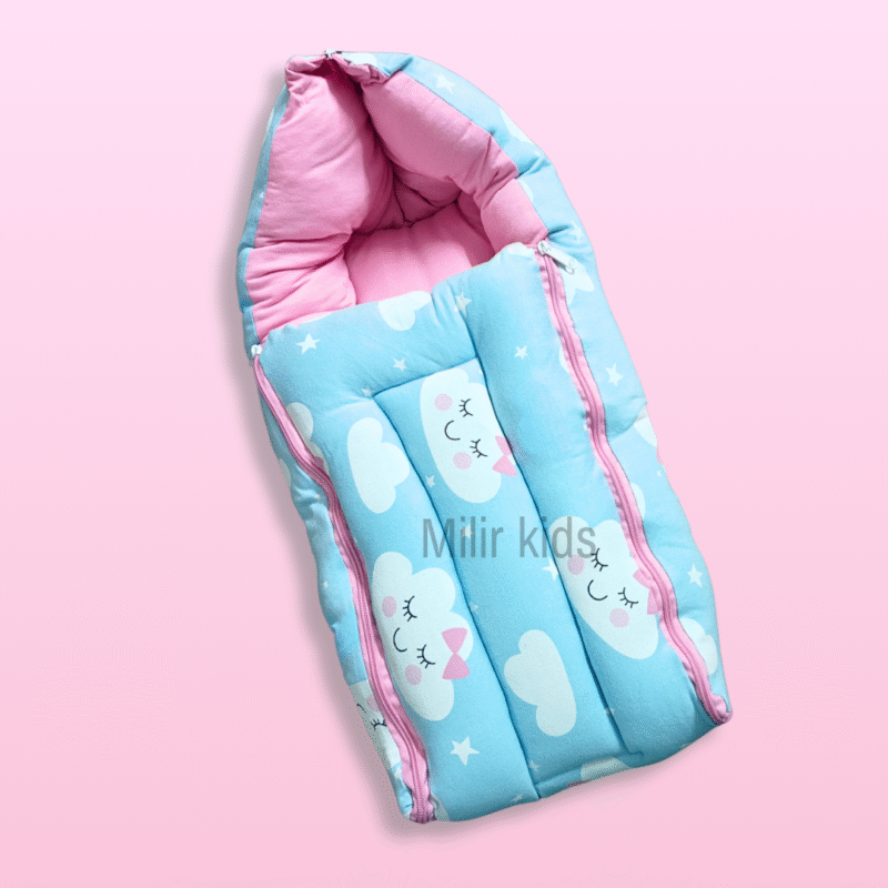 Baby Cotton carry nest - Sky blue, Clouds
