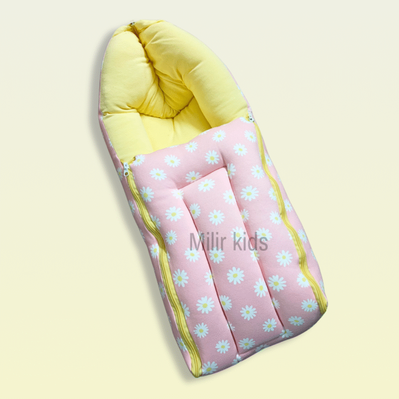 Baby Cotton carry nest - Pink, Flowers